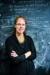 Bonni Fleming, IFIC, neutrino, física de partículas, mujeres, niñas, ciencia, 